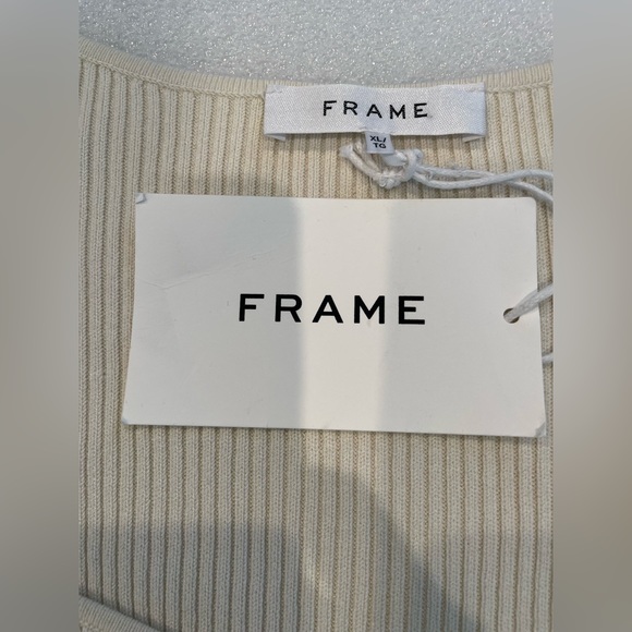 FRAMER Women’s Ribbed Zip Long Sleeve Top Body Shaped Sz XL MSRP $468 - Picture 13 of 13